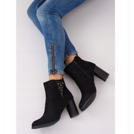 Boty na sloupku 1020-GA černé černý 1