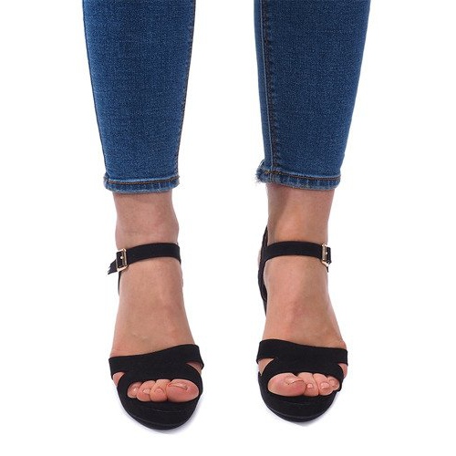 Sandály na klínu C-012 Black černá 2