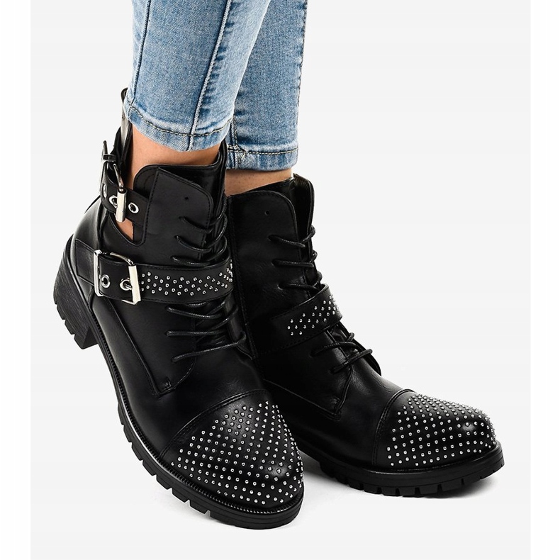 Dámské černé boty na masivní podrážce M257 černá 2 Dámské černé boty na masivní podrážce M257 černá 2