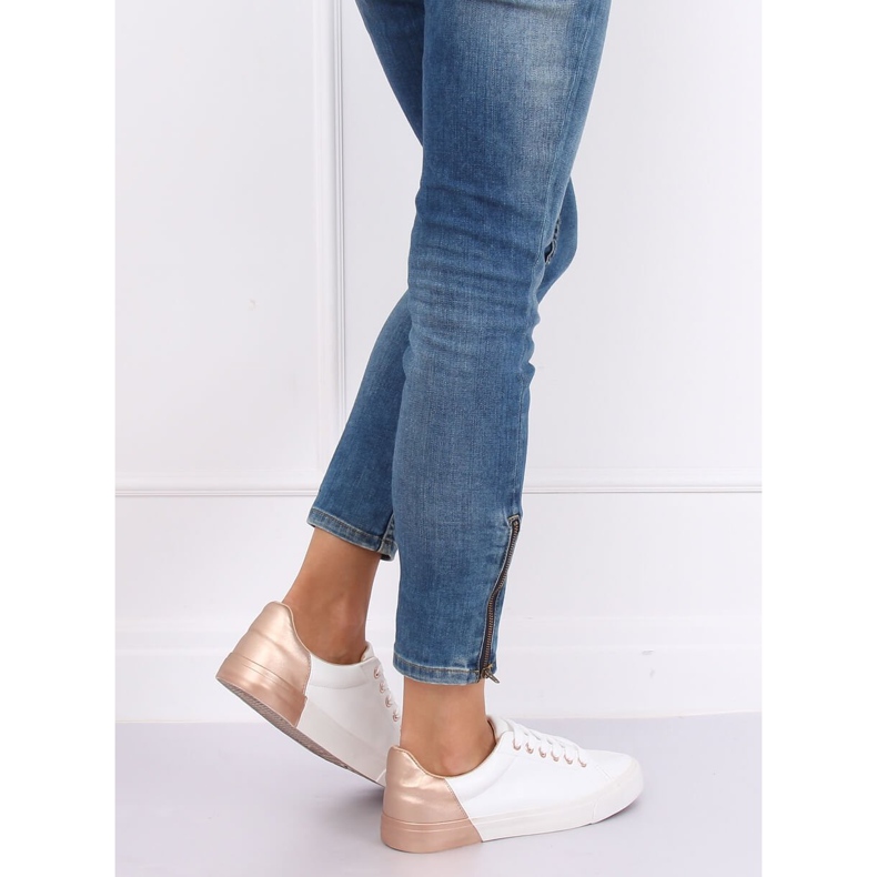 Dámské bílé a šampaňské tenisky A88-29 W-CHAMPAGNE bílý vícebarevný 1 Dámské bílé a šampaňské tenisky A88-29 W-CHAMPAGNE bílý vícebarevný 1