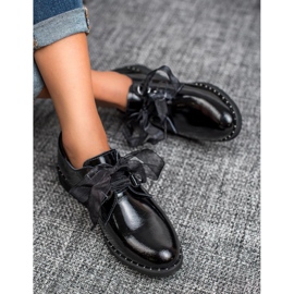 Filippo Černě lakované boty černý 1