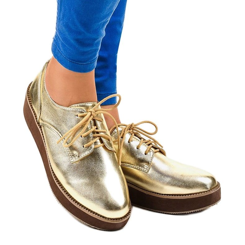 Zlaté elegantní šněrovací boty 2017-1 zlatý 1