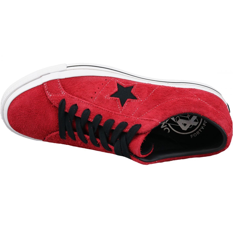 Červené boty Converse One Star M 163246C červený 2