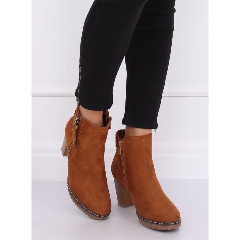 Velbloudí semišové boty na vysokém podpatku Camel 8B856 hnědý 1