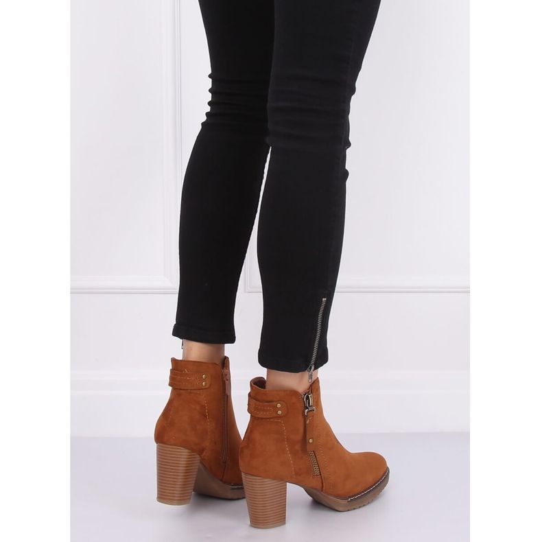 Velbloudí semišové boty na vysokém podpatku Camel 8B856 hnědý 2