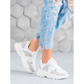 SHELOVET Svázaná obuv na platformě bílý 1