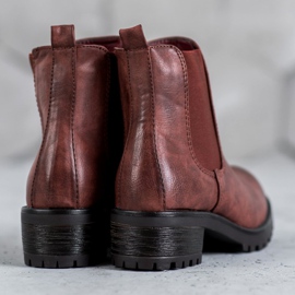 Jennika Boty na platformě červený 2