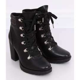 Černé vysoké podpatky 8992-PU Černá černý 2