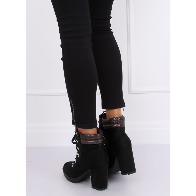 Černé vysoké podpatky 8992 Černá černý 2