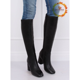 Černá klasické vysoké podpatky 5319 černá 1