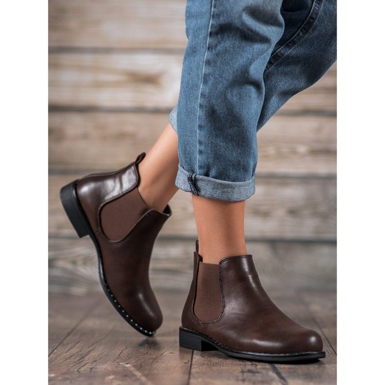 Small Swan Klasické boty Chelsea hnědý 1