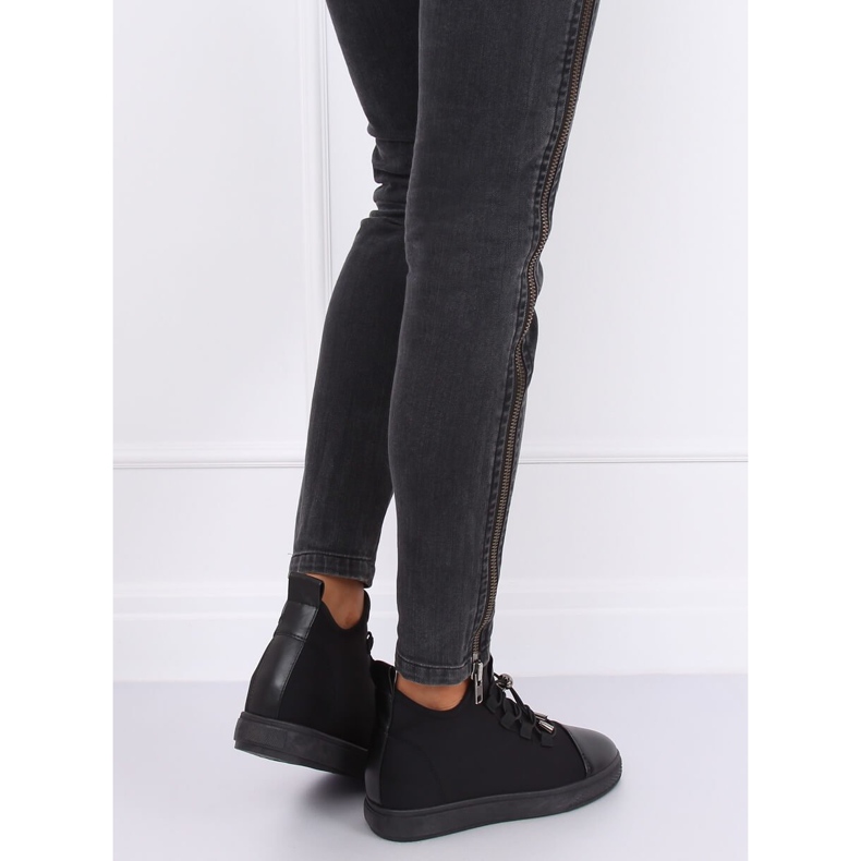 Černé neoprenové izolované tenisky XY-35 černá 2