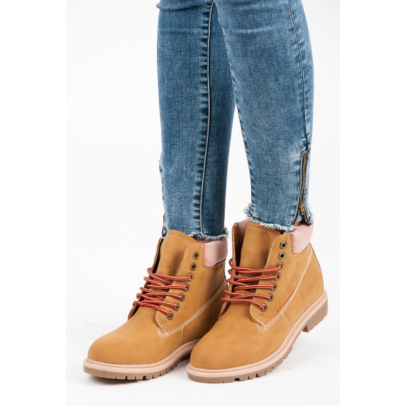 Vices New Collection Lovci hnědý 2