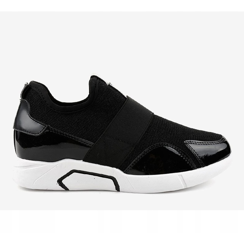 Černá dámská sportovní obuv X-9761 černý 2