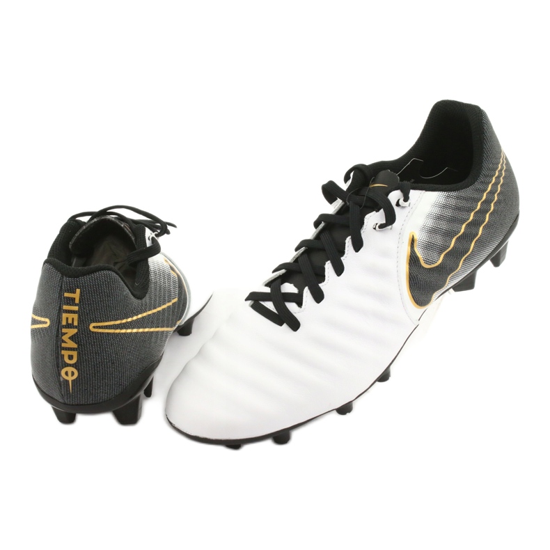 Kopačky Nike Tiempo Legend 7 Academy Fg M AO2596-100 bílý 2