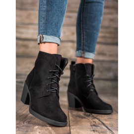 Nio Nio Pohodlné kozačky na vysokém podpatku černá 1