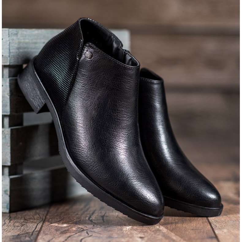 M.Daszyński Boty na podpatku černá 2