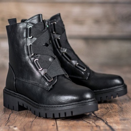 M.Daszyński Černí dělníci černá 1