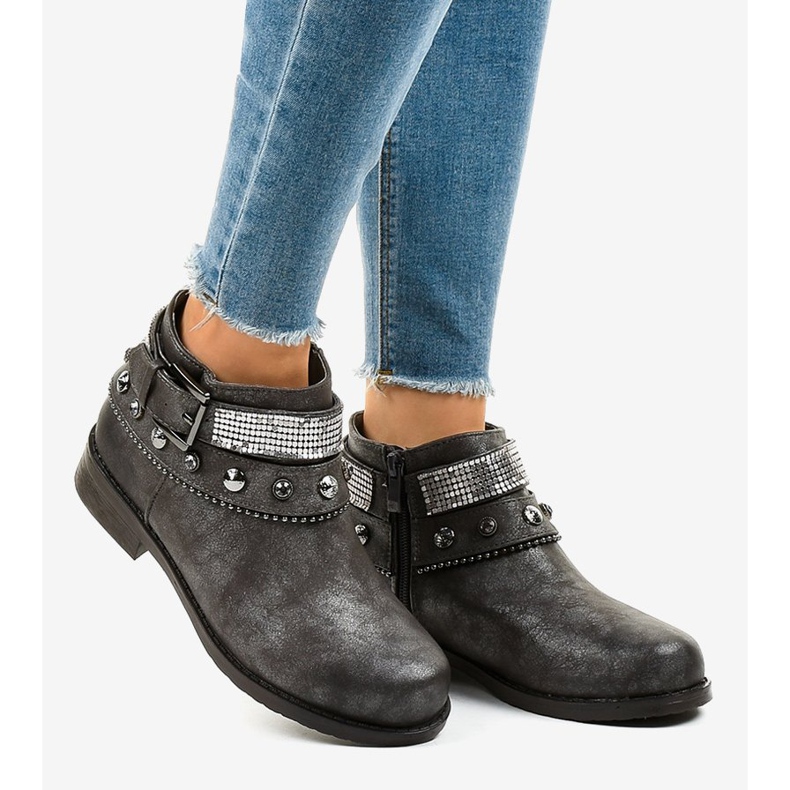 Šedé kozačky zdobené zipem LL178 šedá 2 Šedé kozačky zdobené zipem LL178 šedá 2