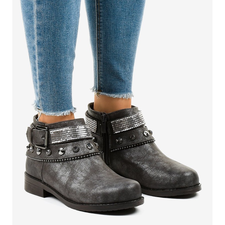 Šedé kozačky zdobené zipem LL178 šedá 1 Šedé kozačky zdobené zipem LL178 šedá 1