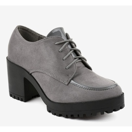 Šedé kozačky na sloupku masivní HQ651 šedá 1