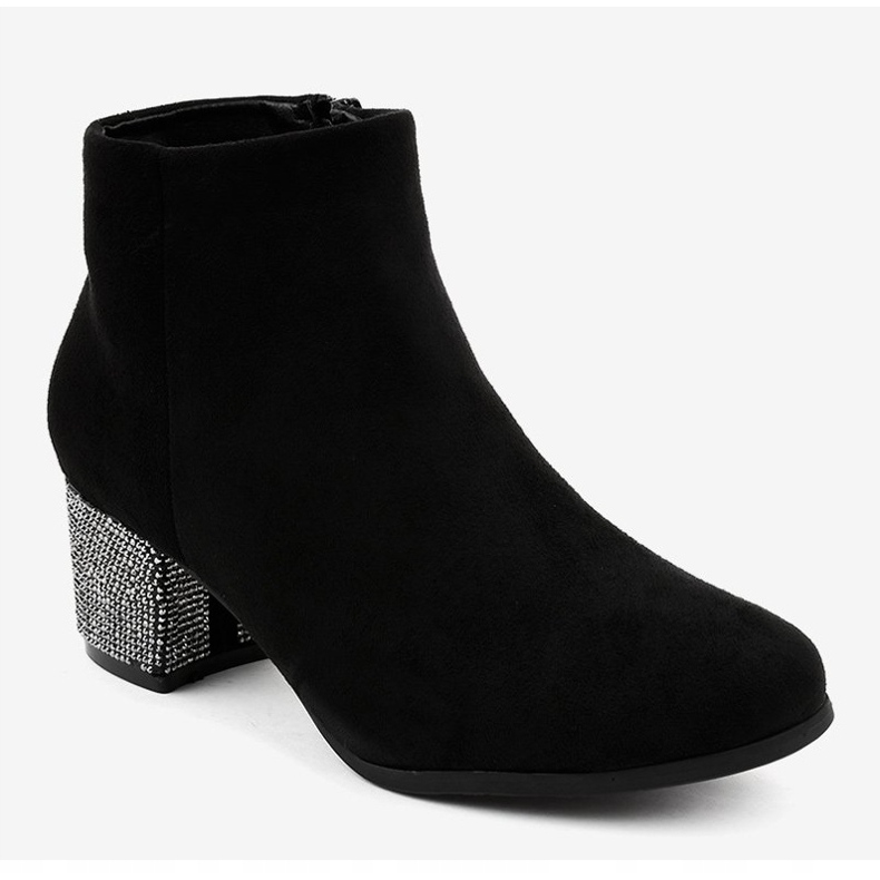 Černé elegantní boty na sloupku WL-135 černý 1
