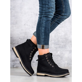 Filippo Černí lovci černá 1