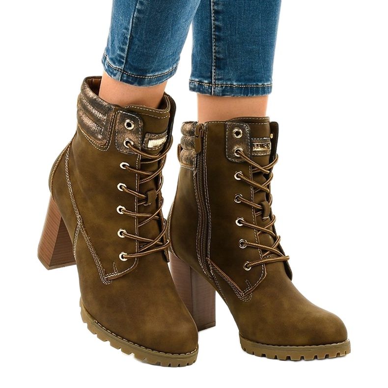 Zelené vysoké boty na sloupku 878-GA zelená 1