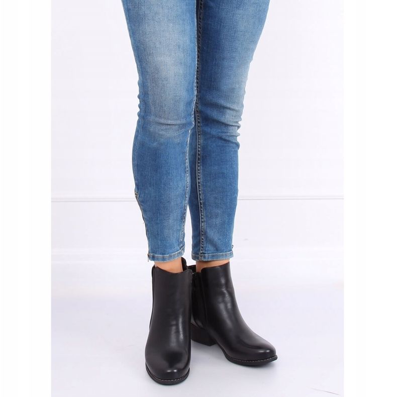 Černé kozačky Jodhpur, černé 6391 černé černá 2