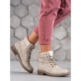 Super Me Vázaní lovci hnědý 1