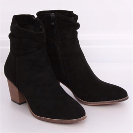 Černá kovbojská obuv E2250 Černá černý 1