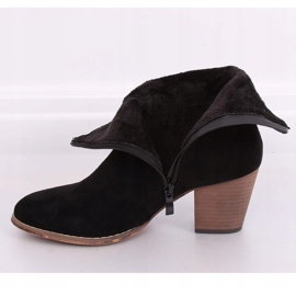 Černá kovbojská obuv E2250 Černá 2