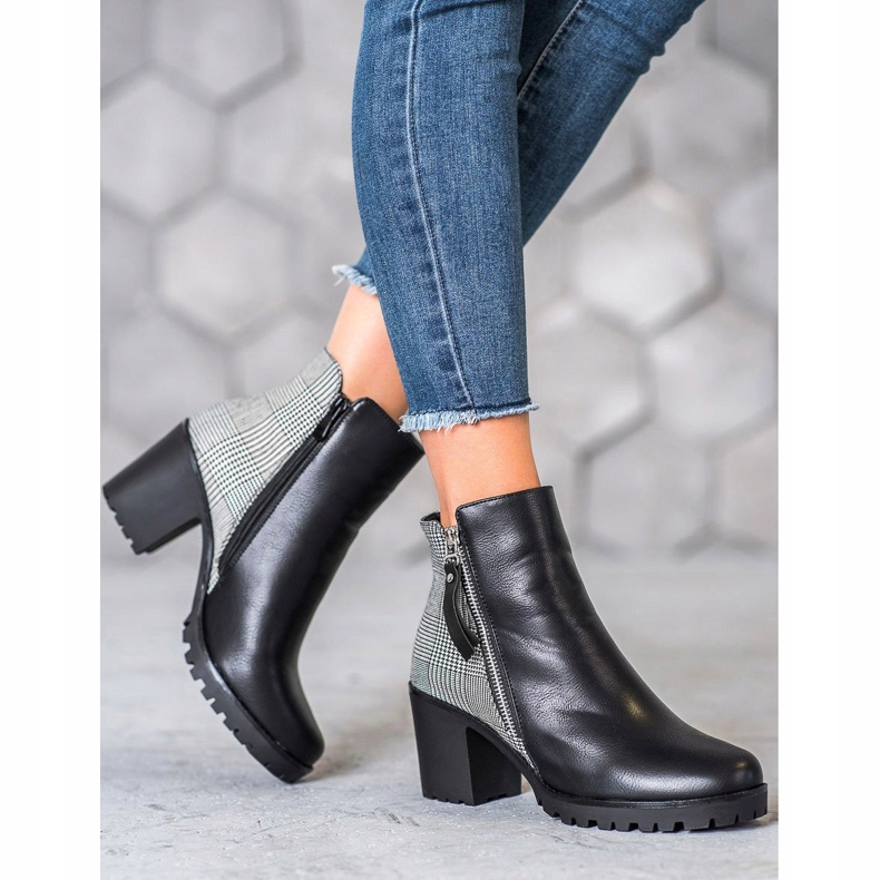 Filippo Boty Na Postu černý 1