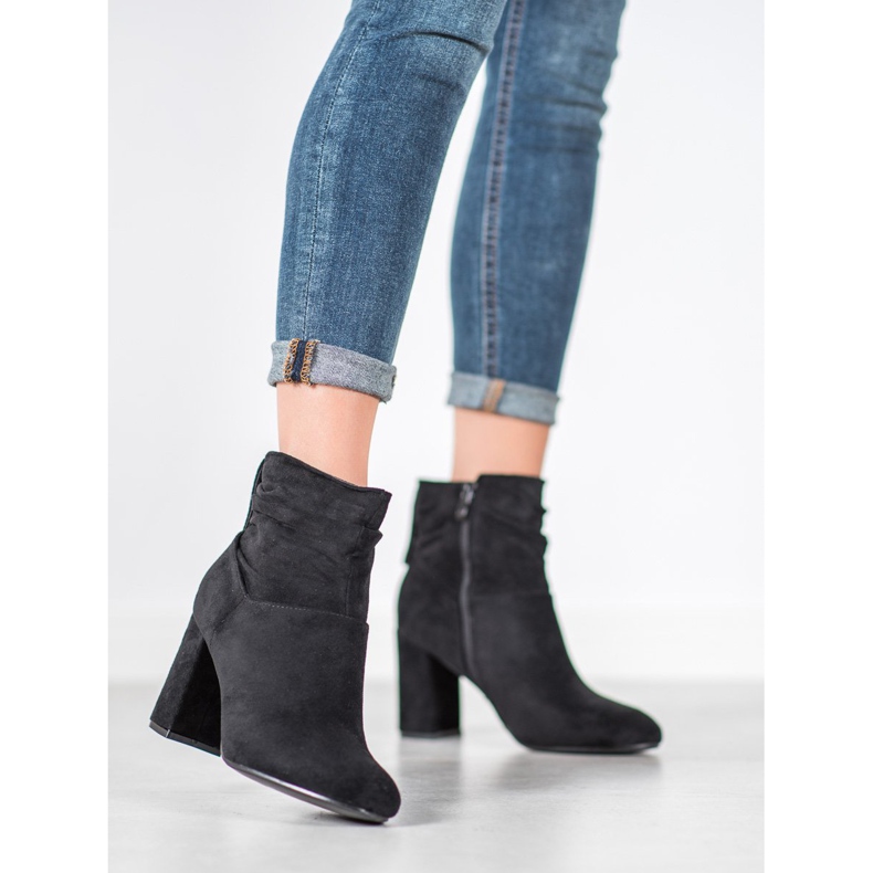 SHELOVET Klasické kozačky na vysokém podpatku černá 2 SHELOVET Klasické kozačky na vysokém podpatku černá 2