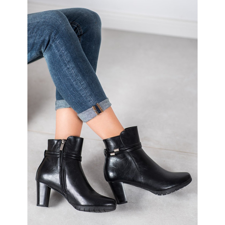 Klasické kozačky na sloupek černý 2