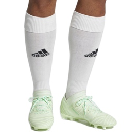 Kopačky Adidas Nemeziz 17,2 Fg M CP8973 vícebarevný zelená 1