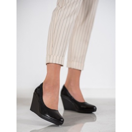 J. Star Klínová čerpadla černá 2 J. Star Klínová čerpadla černá 2