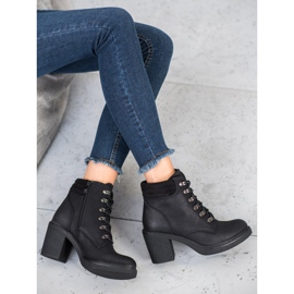 Queen Vivi Šněrovací boty z eko kůže černý 1