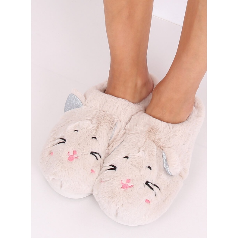 Dámské béžové pantofle MA16 Milk White béžový 1