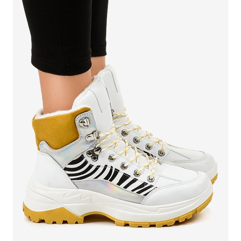 Zateplené bílé dámské tenisky F-19208-2 bílý 1