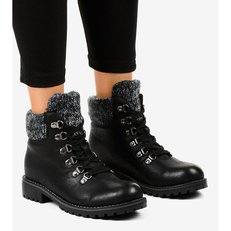 Černé turistické boty bez izolace Z186 černá 1