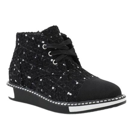 Černé šněrovací boty TS01P černá 1