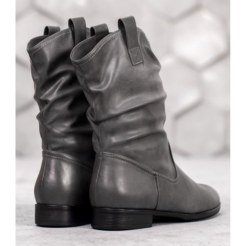 Sergio Leone Šedé kovbojky šedá 1 Sergio Leone Šedé kovbojky šedá 1