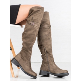 Ideal Shoes Elegantní kozačky se sponou zelený 1