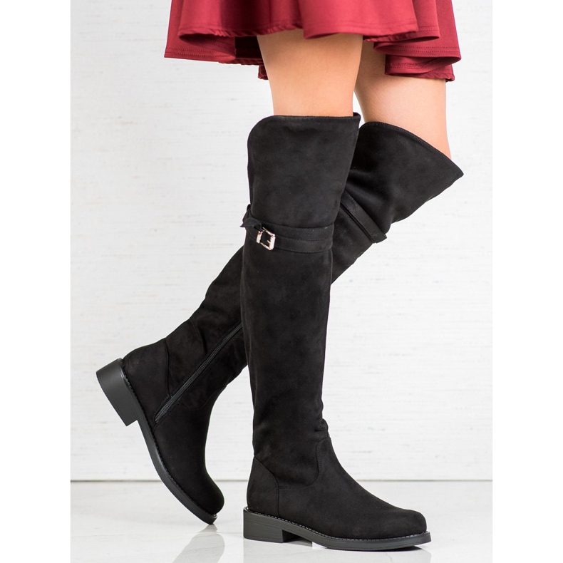 Ideal Shoes Elegantní kozačky se sponou černý 1