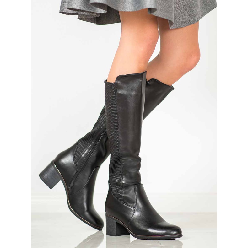 Filippo Boty Na Sloupu černá 2