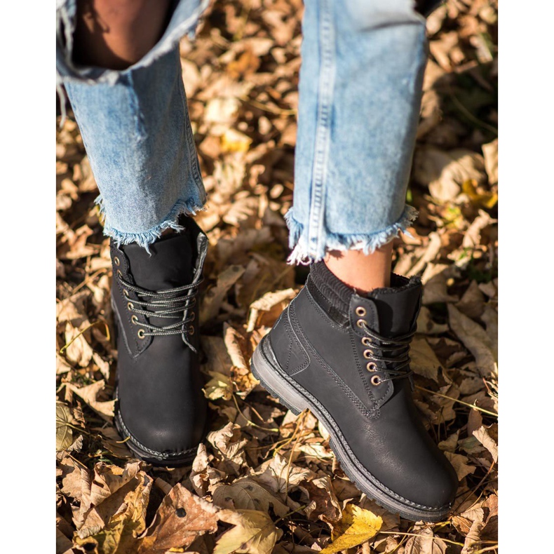 SHELOVET Černí lovci černý 2