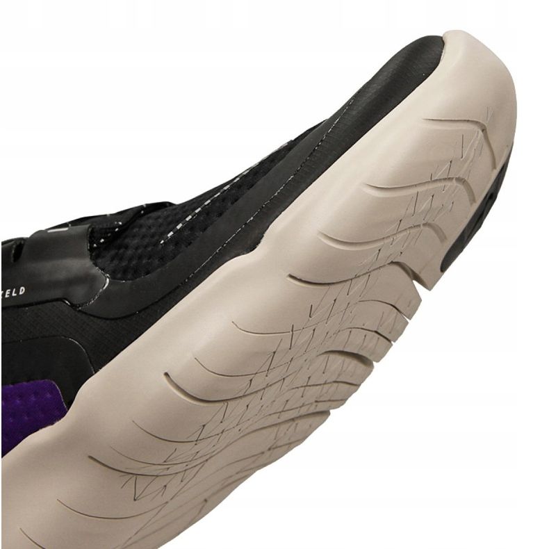 Běžecké boty Nike Free Rn 5.0 Shield M BV1223-001 černý 1