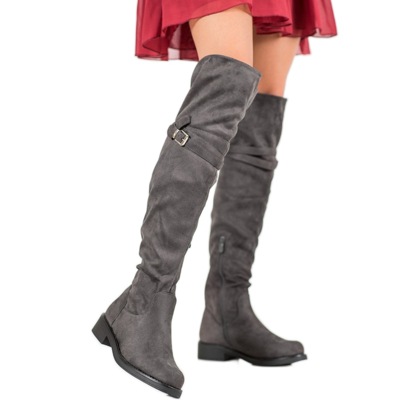 Ideal Shoes Elegantní kozačky se sponou šedá 1