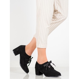 SHELOVET Svázaná čerpadla na pilíři černá 1